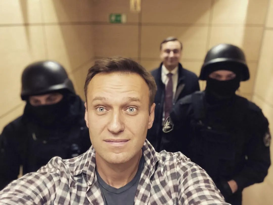 «Он вам не Димон» выпустили 2 марта 2017 года, а радость он приносит до сих…