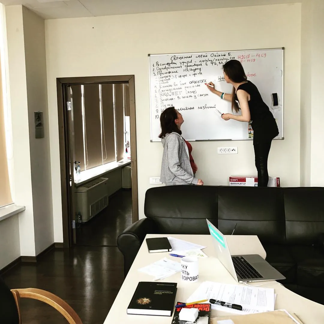 When the office whiteboard was made for your height and doesn’t work for everyone else. #FBK