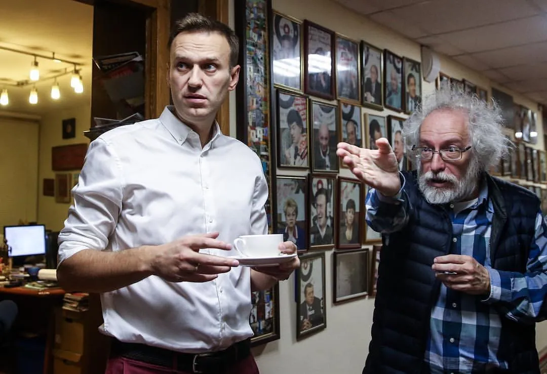 I look at the photo and think: what on earth did I see there, at the end of the hallway?