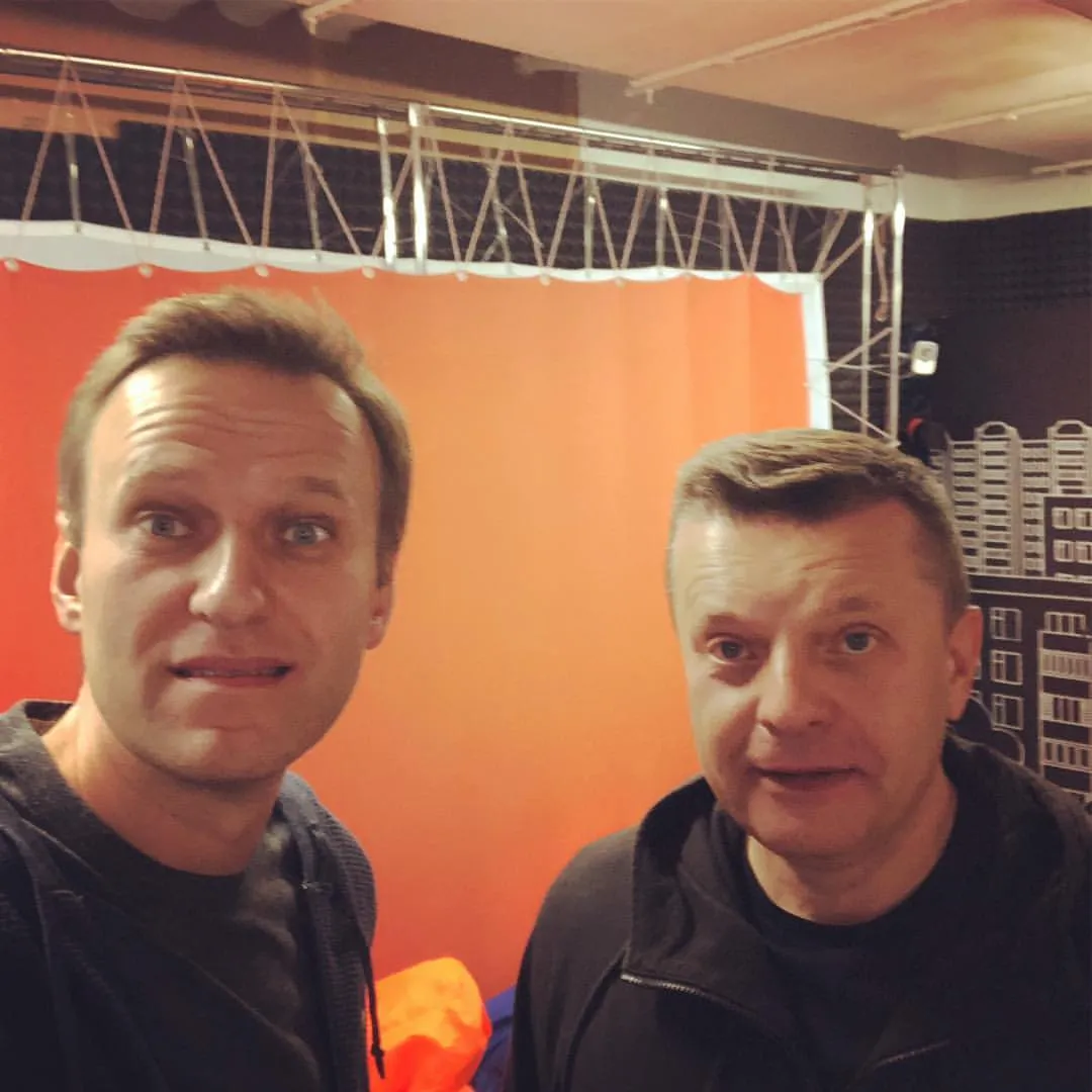 Тот момент, когда ты сам говоришь: а можно с вами сделать селфи?