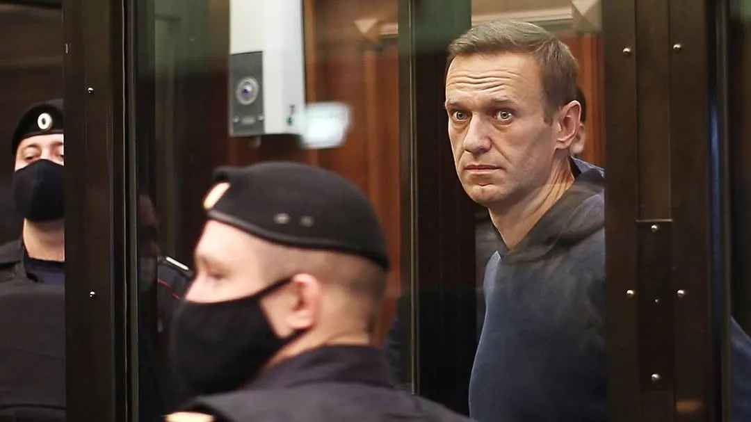 Это у вас - слабаков, живущих в комфорте, - блокируют сайты в интернете.