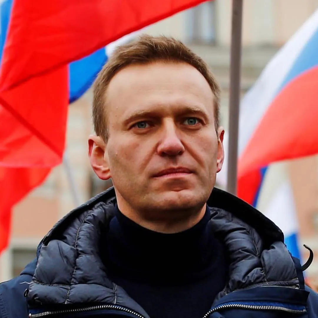Зашел в помещение для свиданий, снял с себя шапку-ушанку и услышал от адвоката:…
