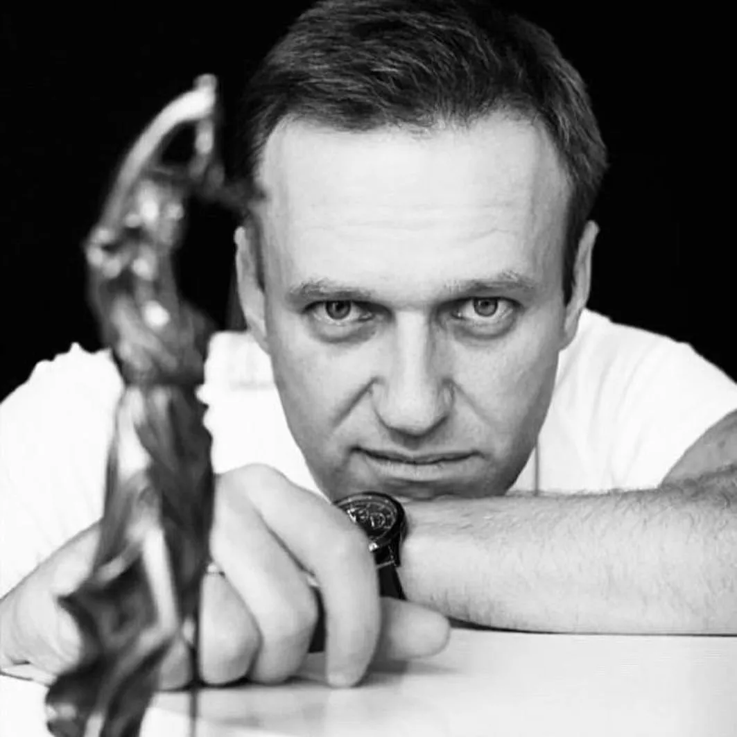 Сообщили новость: теперь я совсем-совсем террорист. То есть со вчерашнего дня…