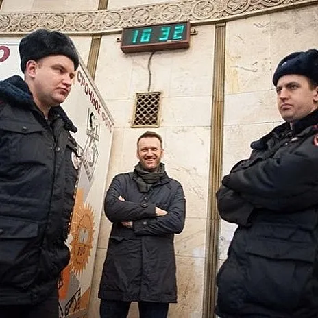 Доказательством преступного характера деятельности Навального Алексея…