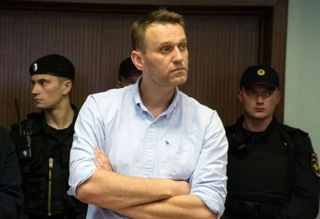 Государственная система в четырёх предложениях.   1. Рабочая камера ШИЗО —…