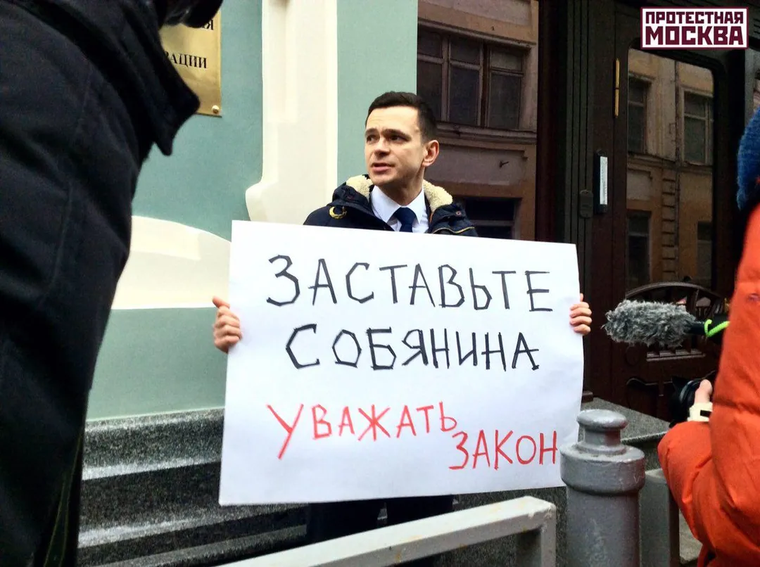 Tweet media
