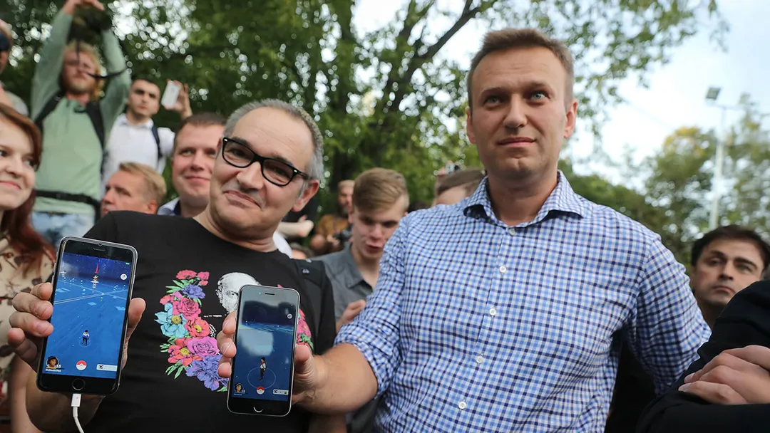 Выступление Алексея Навального на митинге в Москве против пакета Яровой